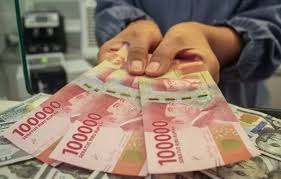Rupiah Menguat Tipis di Tengah Isu Damai AS-Iran, Bertengger ke Rp17.211 Sore Ini